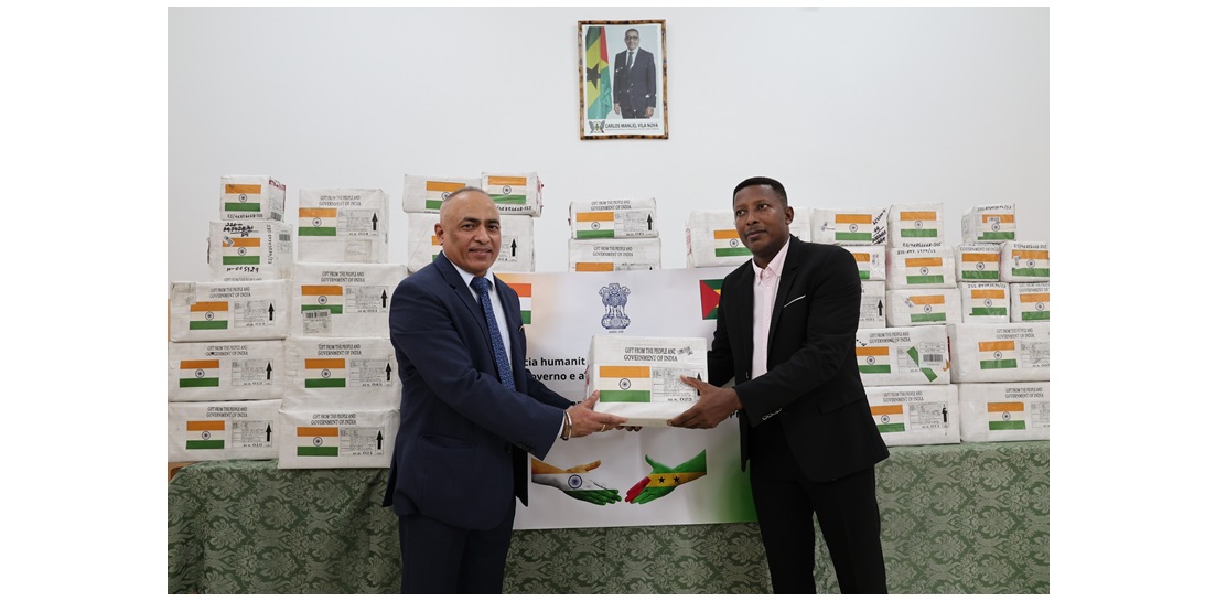 Ambassador Deepak Miglani handed over Government of India's assistance of medicines to Minister of Health of Sao Tome & Principe